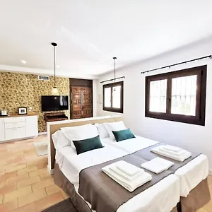 https://apartamentos-palacio-de-vela-de-los-cobos.es-andalucia.com