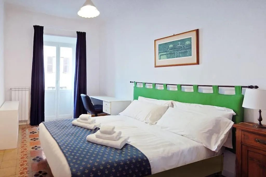 Apartamento Near Colosseum By Varental 2Br + 1Sb Roma Italia
